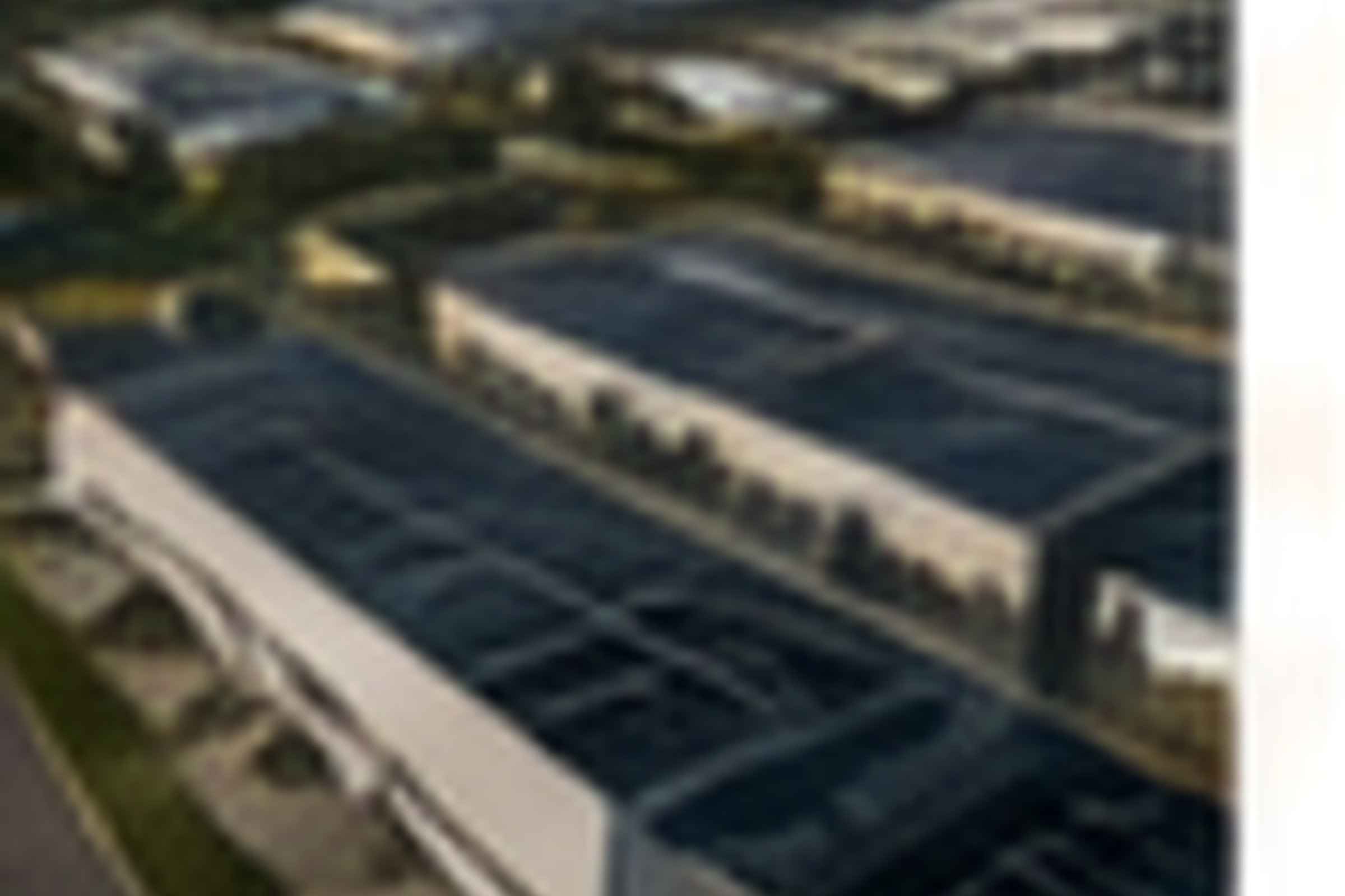 Commercial and industrial rooftop solar installation
